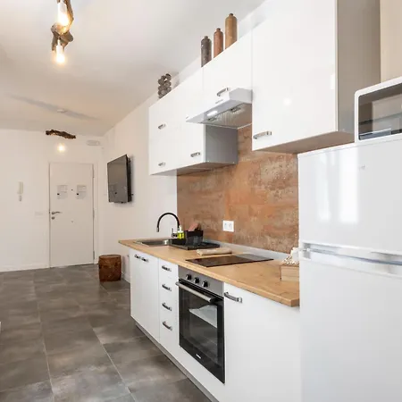 Acaymo Apartment