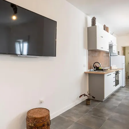 Acaymo Σάντα Κρουζ Τενερίφης